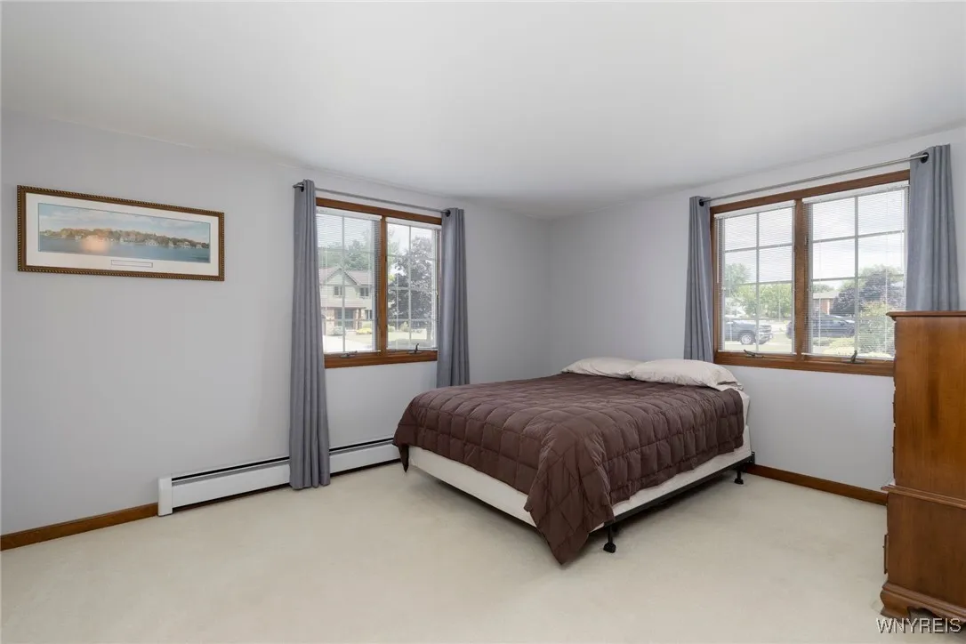 12 Pine Tree Lane, West Seneca, New York 14224, West Seneca, New York 14224, 3 Bedrooms Bedrooms, 6 Rooms Rooms,2 BathroomsBathrooms,Residential,Closed,12 Pine Tree Lane, West Seneca, New York 14224,0,B1627871