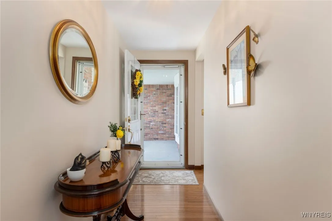 12 Pine Tree Lane, West Seneca, New York 14224, West Seneca, New York 14224, 3 Bedrooms Bedrooms, 6 Rooms Rooms,2 BathroomsBathrooms,Residential,Closed,12 Pine Tree Lane, West Seneca, New York 14224,0,B1627871