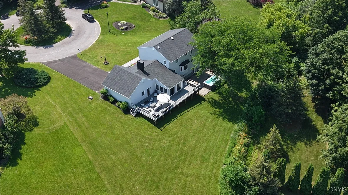 4872 Firethorn Circle, Manlius, New York 13104, Manlius, New York 13104, 4 Bedrooms Bedrooms, 15 Rooms Rooms,3 BathroomsBathrooms,Residential,Closed,4872 Firethorn Circle, Manlius, New York 13104,0,S1628525