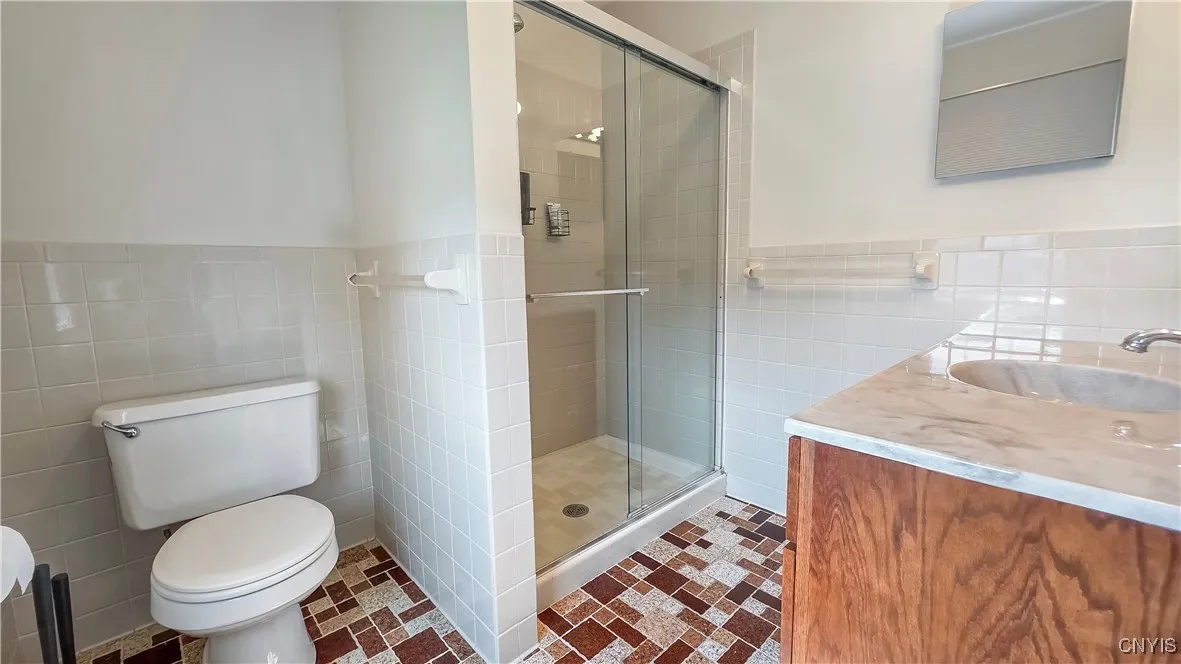 4872 Firethorn Circle, Manlius, New York 13104, Manlius, New York 13104, 4 Bedrooms Bedrooms, 15 Rooms Rooms,3 BathroomsBathrooms,Residential,Closed,4872 Firethorn Circle, Manlius, New York 13104,0,S1628525