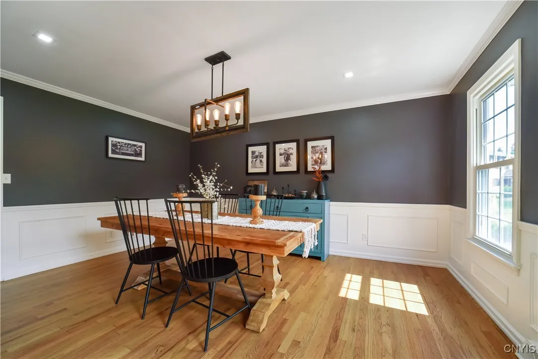 4872 Firethorn Circle, Manlius, New York 13104, Manlius, New York 13104, 4 Bedrooms Bedrooms, 15 Rooms Rooms,3 BathroomsBathrooms,Residential,Closed,4872 Firethorn Circle, Manlius, New York 13104,0,S1628525