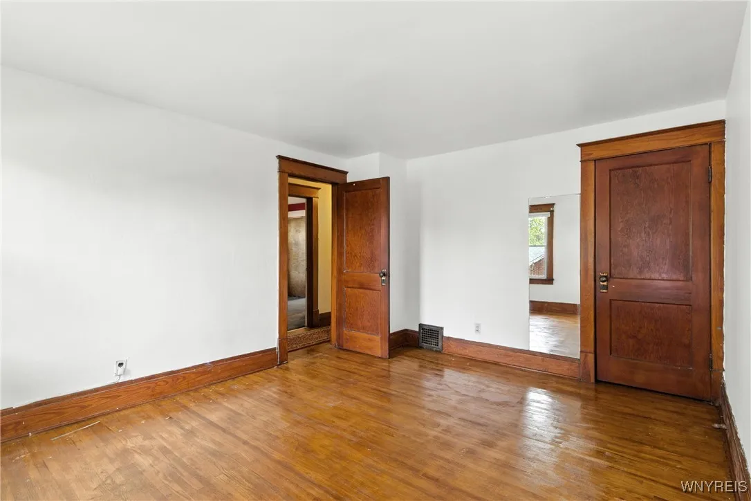 92 Helen Avenue, Hamburg, New York 14219, Hamburg, New York 14219, 3 Bedrooms Bedrooms, 10 Rooms Rooms,2 BathroomsBathrooms,Residential,For Sale,92 Helen Avenue, Hamburg, New York 14219,B1628057