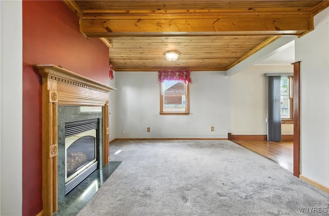 92 Helen Avenue, Hamburg, New York 14219, Hamburg, New York 14219, 3 Bedrooms Bedrooms, 10 Rooms Rooms,2 BathroomsBathrooms,Residential,For Sale,92 Helen Avenue, Hamburg, New York 14219,B1628057