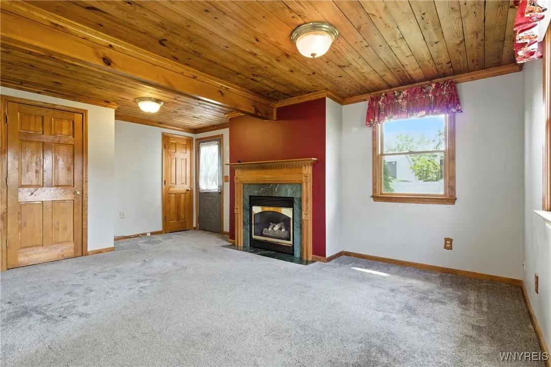 92 Helen Avenue, Hamburg, New York 14219, Hamburg, New York 14219, 3 Bedrooms Bedrooms, 10 Rooms Rooms,2 BathroomsBathrooms,Residential,For Sale,92 Helen Avenue, Hamburg, New York 14219,B1628057