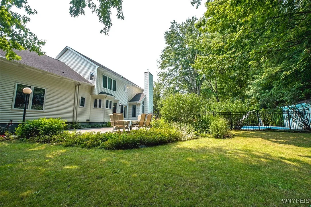 23 Forrester Court, Amherst, New York 14228, Amherst, New York 14228, 5 Bedrooms Bedrooms, 10 Rooms Rooms,3 BathroomsBathrooms,Residential,Closed,23 Forrester Court, Amherst, New York 14228,0,B1628274