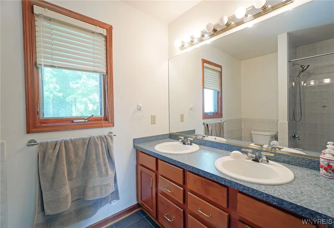 23 Forrester Court, Amherst, New York 14228, Amherst, New York 14228, 5 Bedrooms Bedrooms, 10 Rooms Rooms,3 BathroomsBathrooms,Residential,Closed,23 Forrester Court, Amherst, New York 14228,0,B1628274