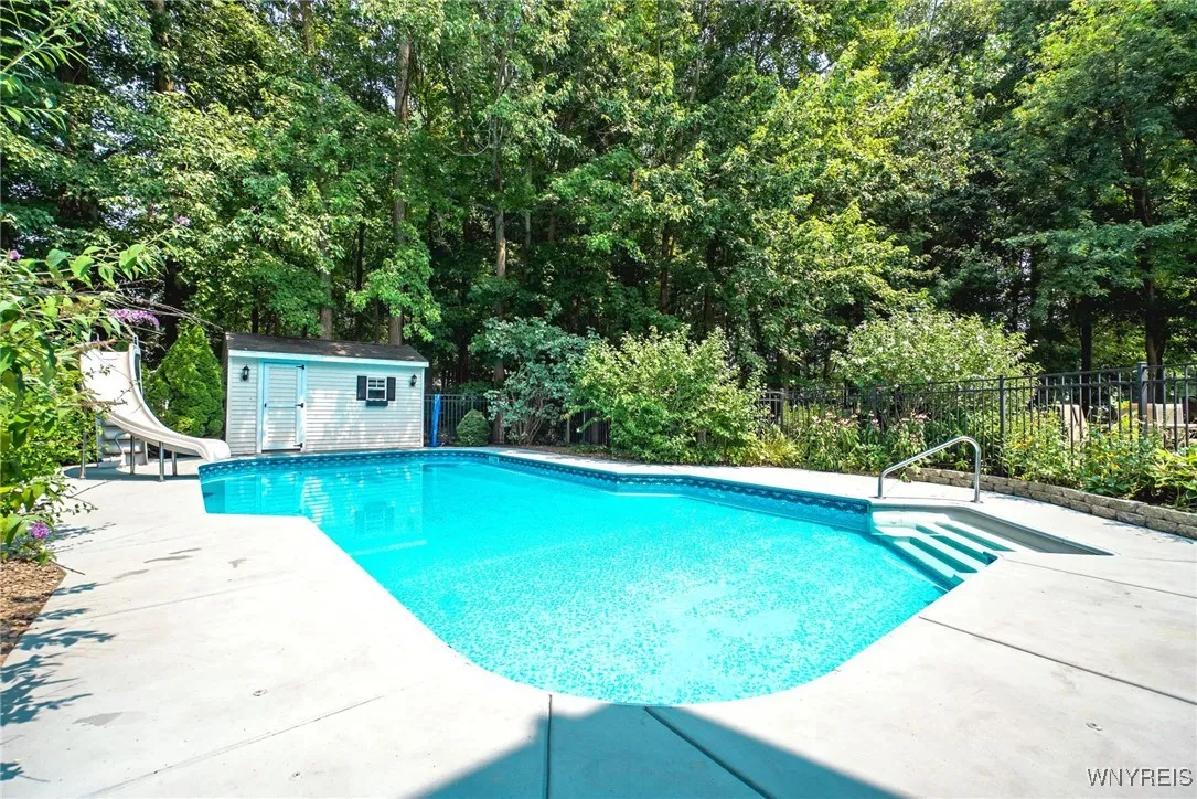 23 Forrester Court, Amherst, New York 14228, Amherst, New York 14228, 5 Bedrooms Bedrooms, 10 Rooms Rooms,3 BathroomsBathrooms,Residential,Closed,23 Forrester Court, Amherst, New York 14228,0,B1628274