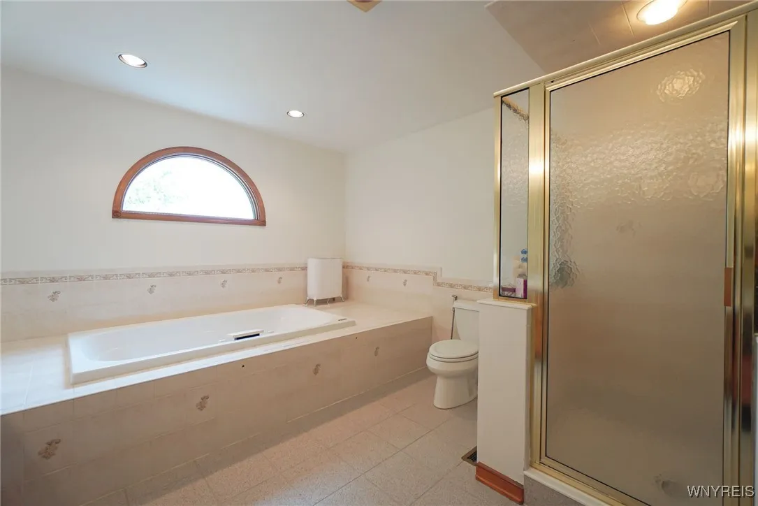 23 Forrester Court, Amherst, New York 14228, Amherst, New York 14228, 5 Bedrooms Bedrooms, 10 Rooms Rooms,3 BathroomsBathrooms,Residential,Closed,23 Forrester Court, Amherst, New York 14228,0,B1628274