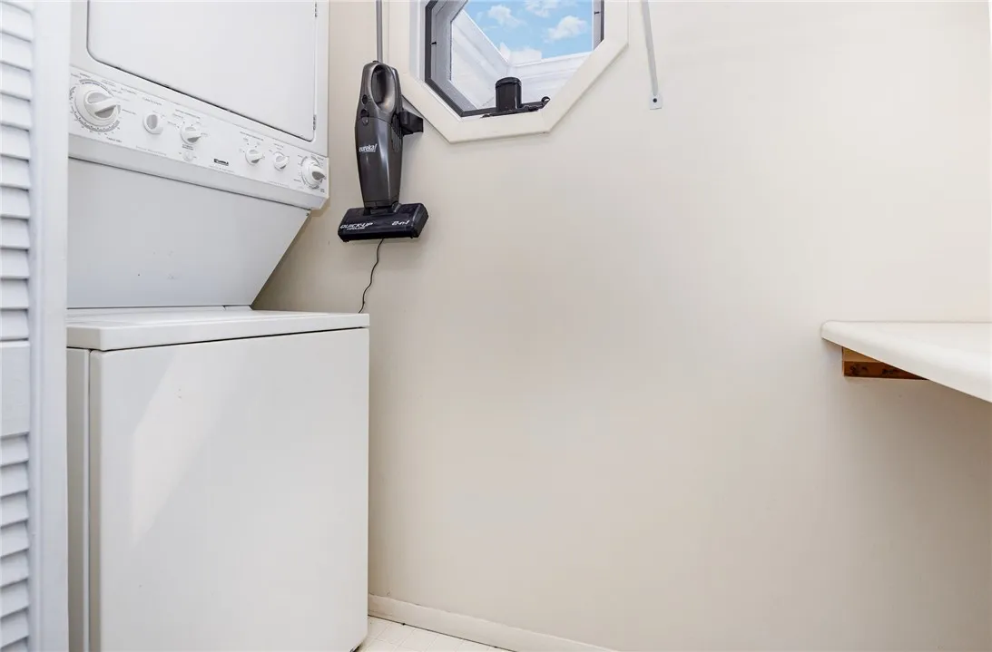 1st Flr Laundry