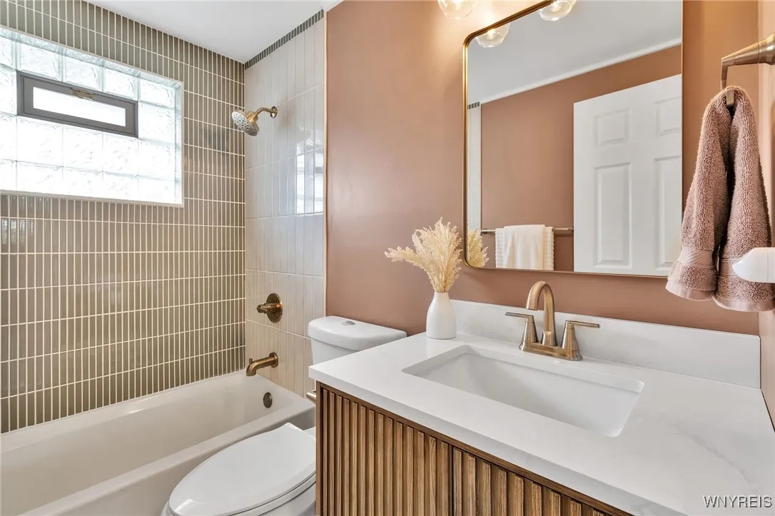 141 Diane Drive, Cheektowaga, New York 14225, Cheektowaga, New York 14225, 3 Bedrooms Bedrooms, 6 Rooms Rooms,1 BathroomBathrooms,Residential,For Sale,141 Diane Drive, Cheektowaga, New York 14225,0,B1627528
