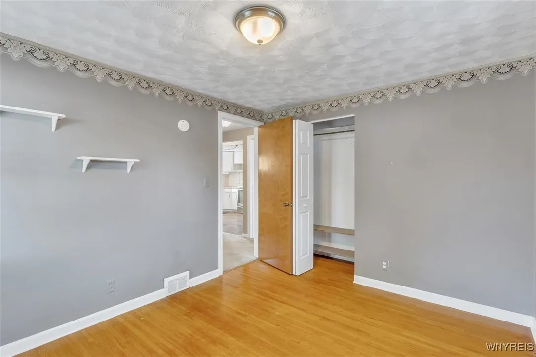 584 Highland Avenue, Tonawanda, New York 14223, Tonawanda, New York 14223, 3 Bedrooms Bedrooms, 6 Rooms Rooms,1 BathroomBathrooms,Residential,For Sale,584 Highland Avenue, Tonawanda, New York 14223,B1627737
