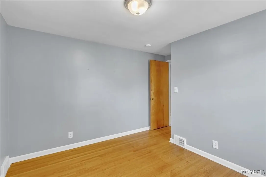 584 Highland Avenue, Tonawanda, New York 14223, Tonawanda, New York 14223, 3 Bedrooms Bedrooms, 6 Rooms Rooms,1 BathroomBathrooms,Residential,For Sale,584 Highland Avenue, Tonawanda, New York 14223,B1627737