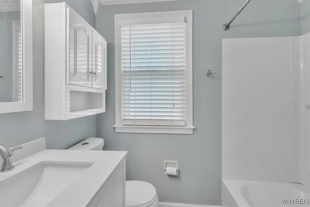 584 Highland Avenue, Tonawanda, New York 14223, Tonawanda, New York 14223, 3 Bedrooms Bedrooms, 6 Rooms Rooms,1 BathroomBathrooms,Residential,For Sale,584 Highland Avenue, Tonawanda, New York 14223,B1627737