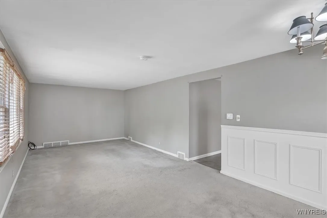 584 Highland Avenue, Tonawanda, New York 14223, Tonawanda, New York 14223, 3 Bedrooms Bedrooms, 6 Rooms Rooms,1 BathroomBathrooms,Residential,For Sale,584 Highland Avenue, Tonawanda, New York 14223,B1627737