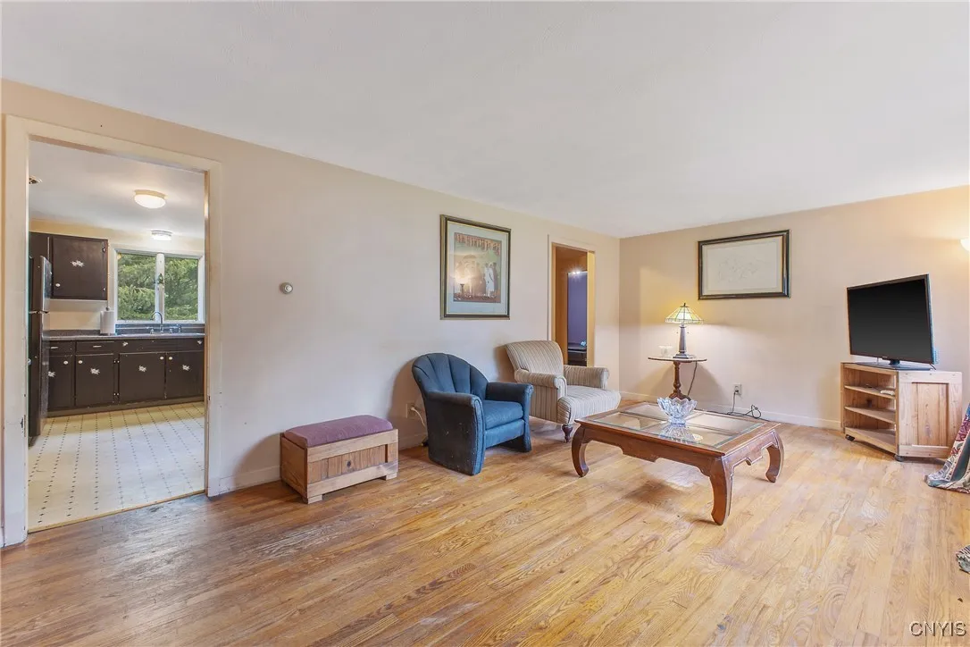 154 St. Louis Avenue, Syracuse, New York 13207, Syracuse, New York 13207, 3 Bedrooms Bedrooms, 5 Rooms Rooms,2 BathroomsBathrooms,Residential,Closed,154 St. Louis Avenue, Syracuse, New York 13207,0,S1626142