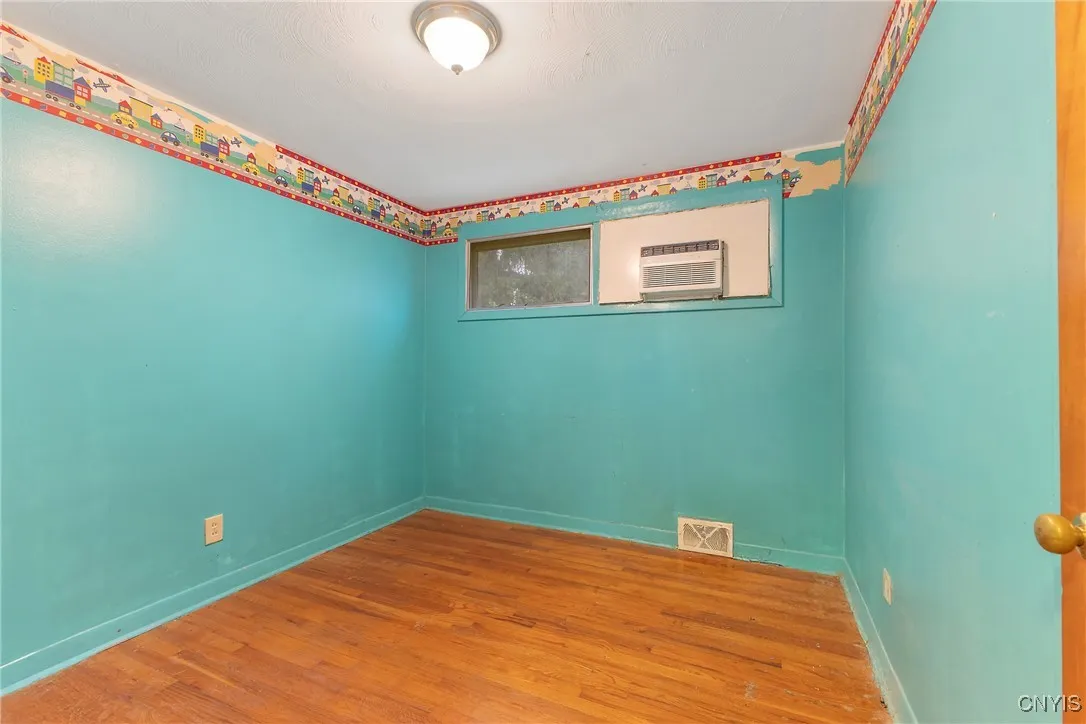 154 St. Louis Avenue, Syracuse, New York 13207, Syracuse, New York 13207, 3 Bedrooms Bedrooms, 5 Rooms Rooms,2 BathroomsBathrooms,Residential,Closed,154 St. Louis Avenue, Syracuse, New York 13207,0,S1626142