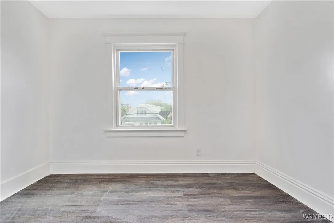 136 Newfield Street, Buffalo, New York 14207, Buffalo, New York 14207, 3 Bedrooms Bedrooms, 3 Rooms Rooms,1 BathroomBathrooms,Residential,For Sale,136 Newfield Street, Buffalo, New York 14207,B1625727