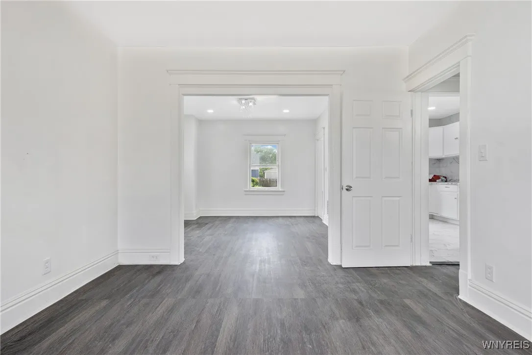 136 Newfield Street, Buffalo, New York 14207, Buffalo, New York 14207, 3 Bedrooms Bedrooms, 3 Rooms Rooms,1 BathroomBathrooms,Residential,For Sale,136 Newfield Street, Buffalo, New York 14207,B1625727
