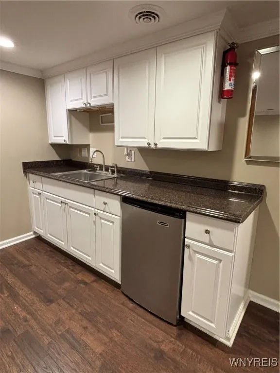 277 Main Street 18c, Aurora, New York 14052, Aurora, New York 14052, 2 Bedrooms Bedrooms, 5 Rooms Rooms,2 BathroomsBathrooms,Residential Lease,Closed,277 Main Street 18c, Aurora, New York 14052,0,B1627962