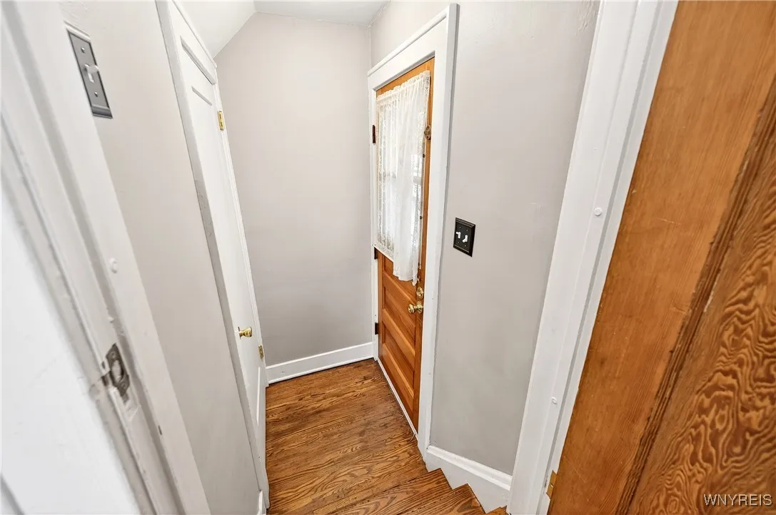 965 Eggert Road, Amherst, New York 14226, Amherst, New York 14226, 3 Bedrooms Bedrooms, 6 Rooms Rooms,1 BathroomBathrooms,Residential,For Sale,965 Eggert Road, Amherst, New York 14226,0,B1628571 965 Eggert Road, Amherst, New York 14226, Amherst, New York 14226, 3 Bedrooms Bedrooms, 6 Rooms Rooms,1 BathroomBathrooms,Residential,For Sale,965 Eggert Road, Amherst, New York 14226,0,B1628571