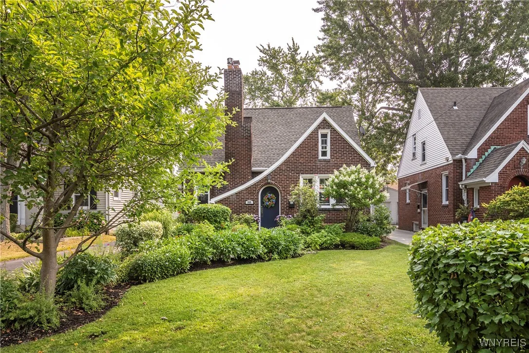 965 Eggert Road, Amherst, New York 14226, Amherst, New York 14226, 3 Bedrooms Bedrooms, 6 Rooms Rooms,1 BathroomBathrooms,Residential,For Sale,965 Eggert Road, Amherst, New York 14226,0,B1628571 965 Eggert Road, Amherst, New York 14226, Amherst, New York 14226, 3 Bedrooms Bedrooms, 6 Rooms Rooms,1 BathroomBathrooms,Residential,For Sale,965 Eggert Road, Amherst, New York 14226,0,B1628571