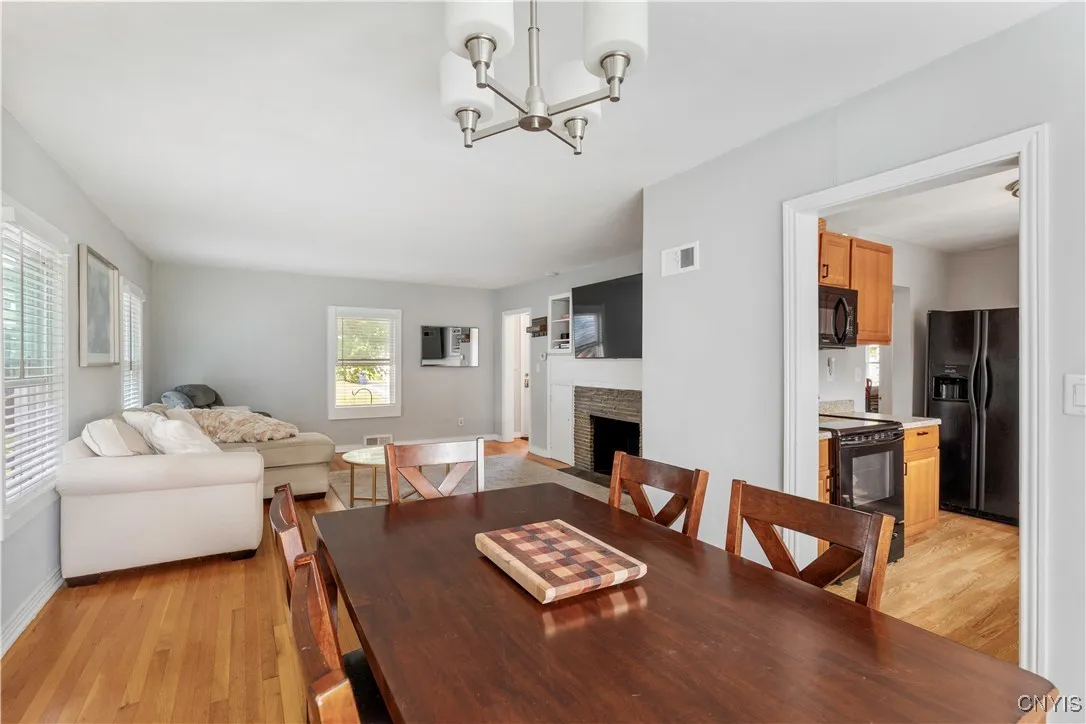 215 Newcastle Road, Geddes, New York 13219, Geddes, New York 13219, 4 Bedrooms Bedrooms, 7 Rooms Rooms,2 BathroomsBathrooms,Residential,Closed,215 Newcastle Road, Geddes, New York 13219,0,S1628370