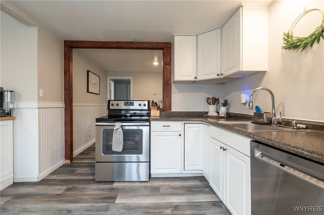 63 Melody Lane, Tonawanda, New York 14150, Tonawanda, New York 14150, 3 Bedrooms Bedrooms, 6 Rooms Rooms,1 BathroomBathrooms,Residential,For Sale,63 Melody Lane, Tonawanda, New York 14150,B1628573