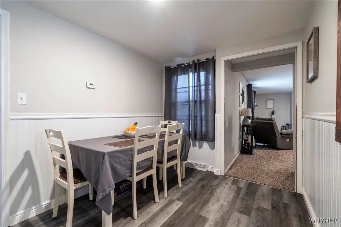 63 Melody Lane, Tonawanda, New York 14150, Tonawanda, New York 14150, 3 Bedrooms Bedrooms, 6 Rooms Rooms,1 BathroomBathrooms,Residential,For Sale,63 Melody Lane, Tonawanda, New York 14150,B1628573