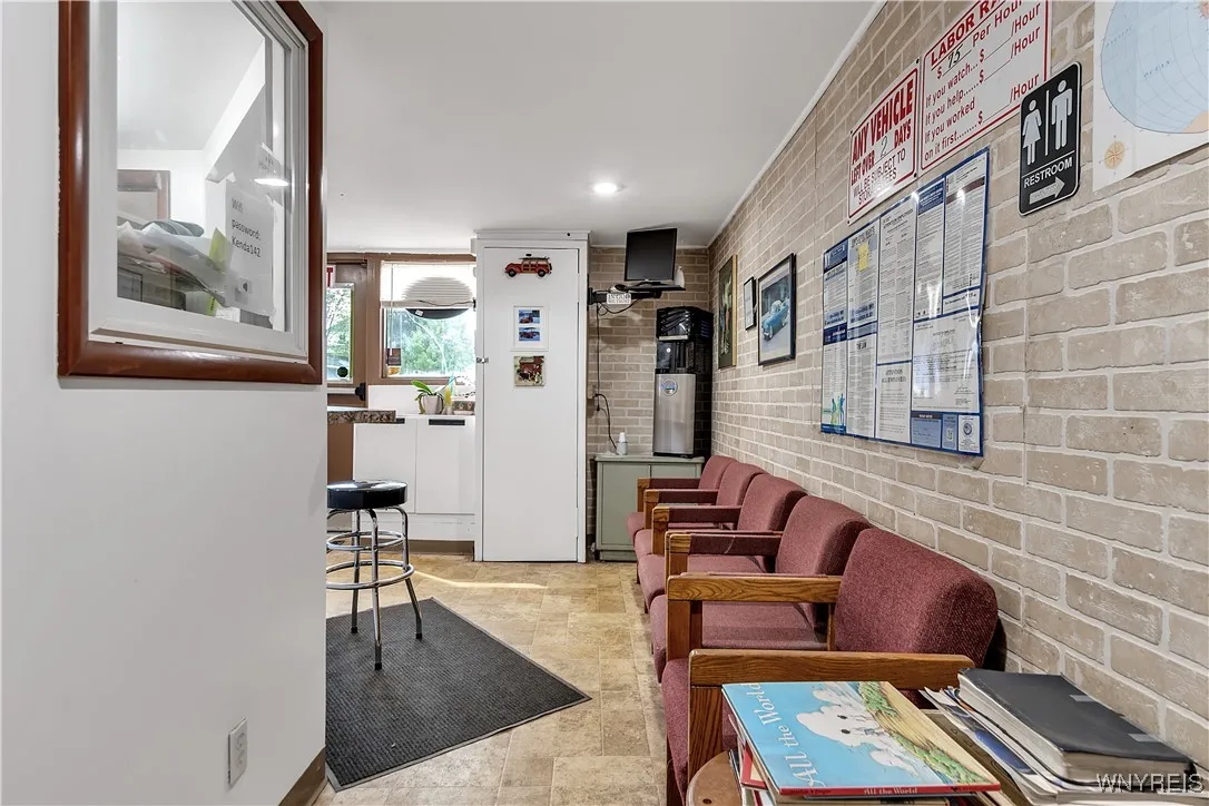142 Skillen Street, Buffalo, New York 14207, Buffalo, New York 14207, ,Commercial Sale,For Sale,142 Skillen Street, Buffalo, New York 14207,B1628299