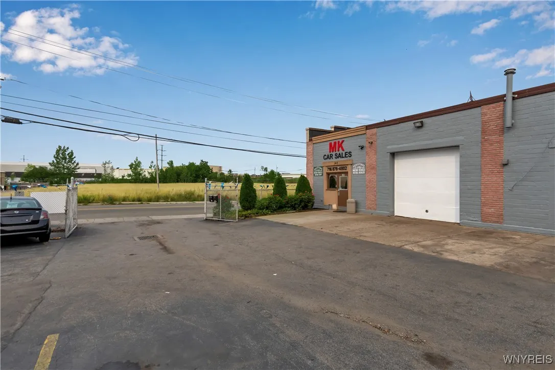 142 Skillen Street, Buffalo, New York 14207, Buffalo, New York 14207, ,Commercial Sale,For Sale,142 Skillen Street, Buffalo, New York 14207,B1628299