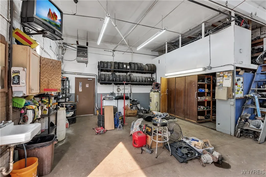 142 Skillen Street, Buffalo, New York 14207, Buffalo, New York 14207, ,Commercial Sale,For Sale,142 Skillen Street, Buffalo, New York 14207,B1628299