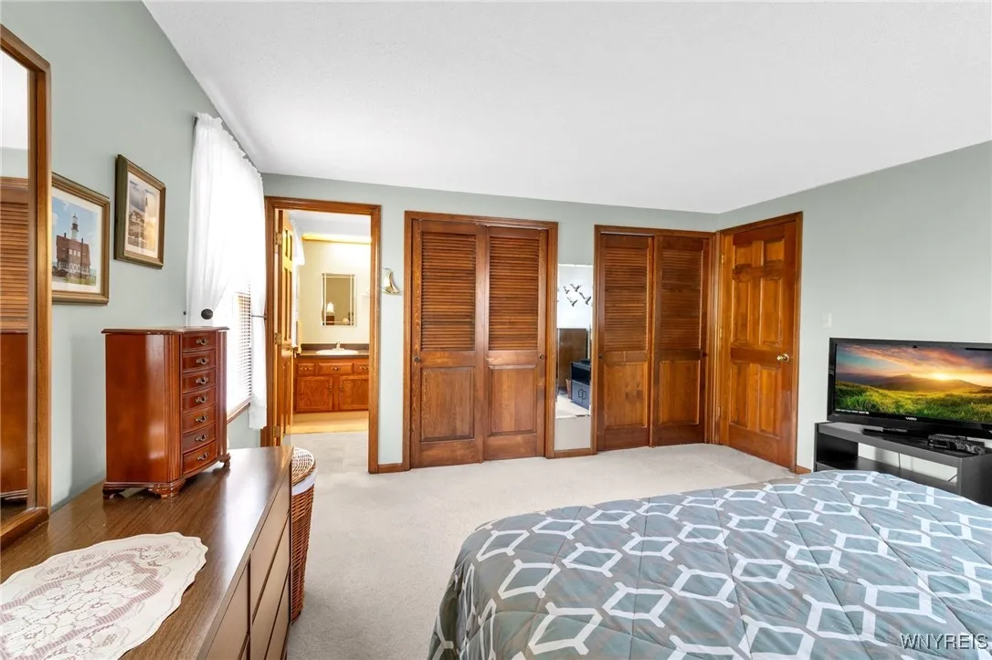 2 Deerpath Drive, Lancaster, New York 14086, Lancaster, New York 14086, 3 Bedrooms Bedrooms, 8 Rooms Rooms,2 BathroomsBathrooms,Residential,Closed,2 Deerpath Drive, Lancaster, New York 14086,0,B1628357