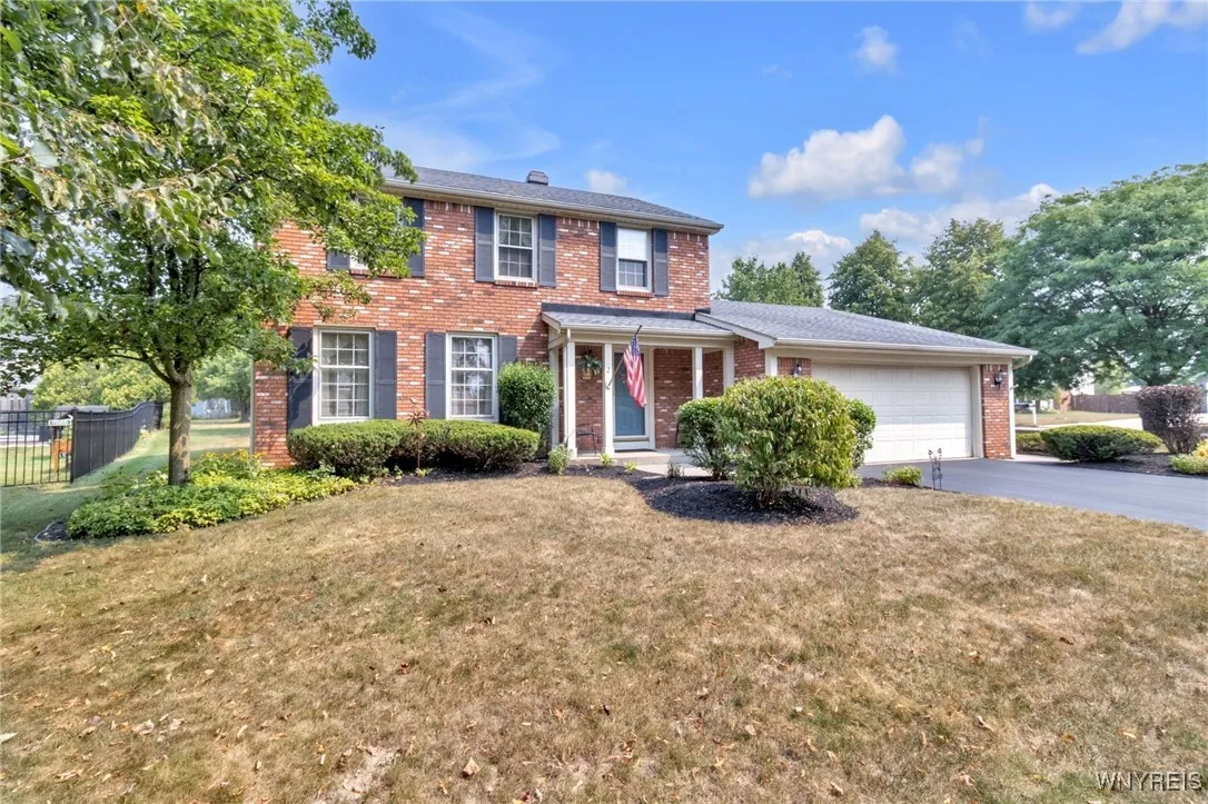 2 Deerpath Drive, Lancaster, New York 14086, Lancaster, New York 14086, 3 Bedrooms Bedrooms, 8 Rooms Rooms,2 BathroomsBathrooms,Residential,Closed,2 Deerpath Drive, Lancaster, New York 14086,0,B1628357