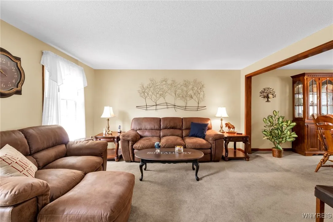 2 Deerpath Drive, Lancaster, New York 14086, Lancaster, New York 14086, 3 Bedrooms Bedrooms, 8 Rooms Rooms,2 BathroomsBathrooms,Residential,Closed,2 Deerpath Drive, Lancaster, New York 14086,0,B1628357