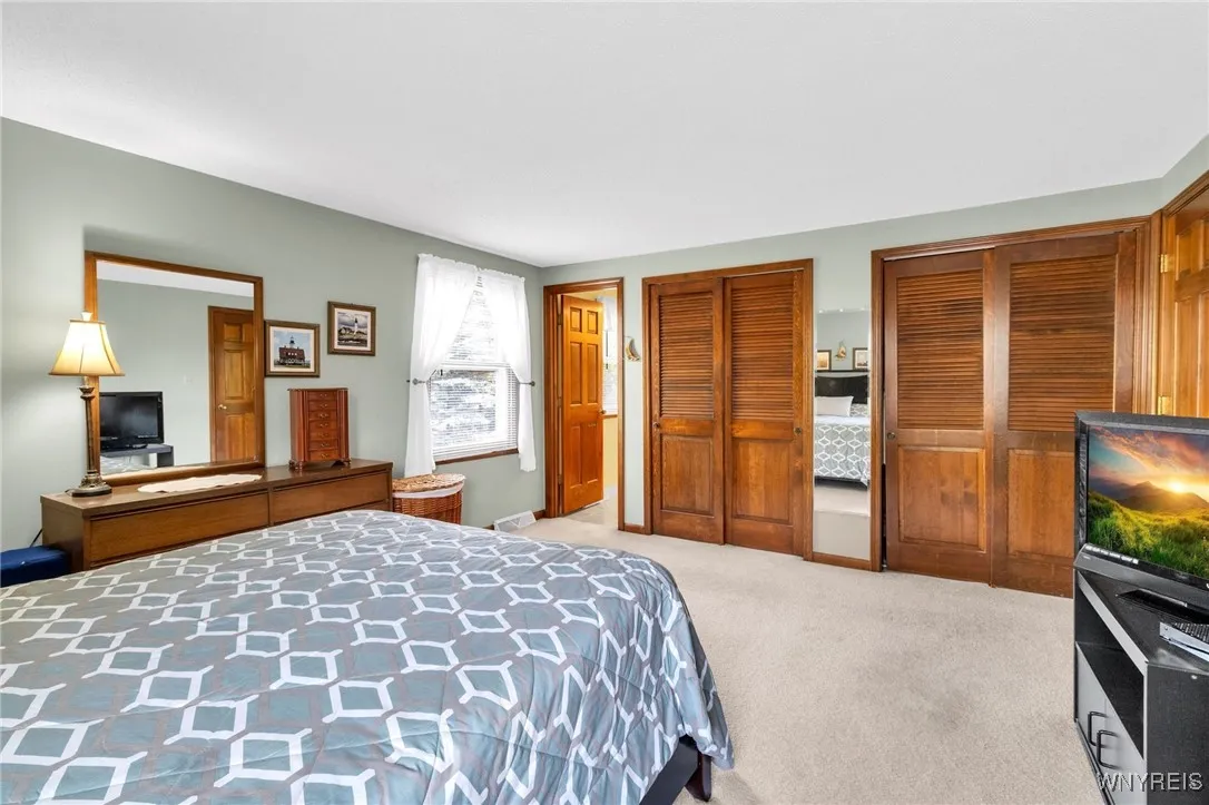 2 Deerpath Drive, Lancaster, New York 14086, Lancaster, New York 14086, 3 Bedrooms Bedrooms, 8 Rooms Rooms,2 BathroomsBathrooms,Residential,Closed,2 Deerpath Drive, Lancaster, New York 14086,0,B1628357