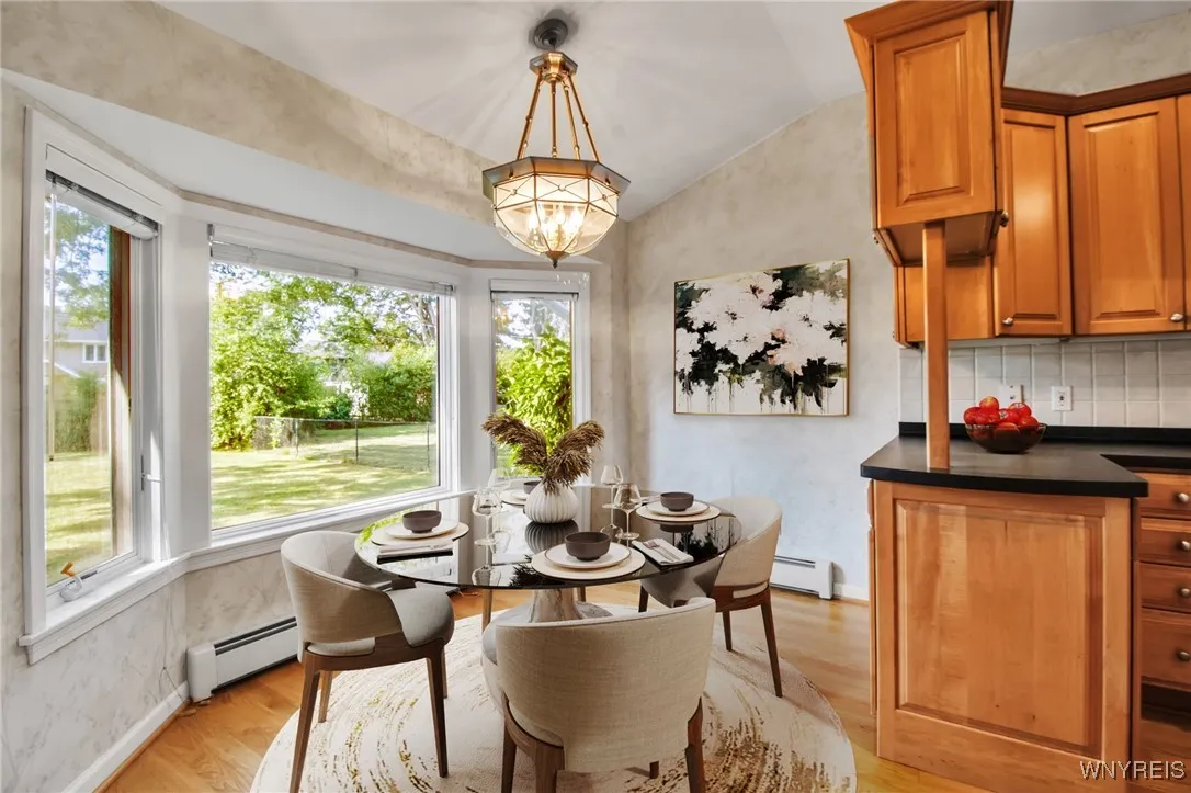95 Carriage Circle, Amherst, New York 14221, Amherst, New York 14221, 4 Bedrooms Bedrooms, 10 Rooms Rooms,2 BathroomsBathrooms,Residential,For Sale,95 Carriage Circle, Amherst, New York 14221,B1627456