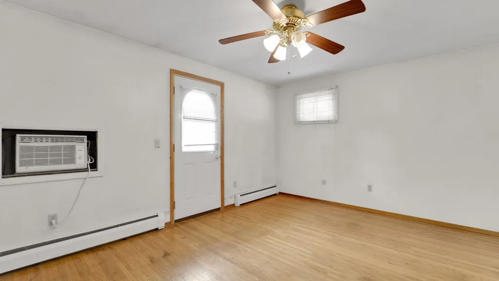 220 East Avenue, Sweden, New York 14420, Sweden, New York 14420, 2 Bedrooms Bedrooms, 7 Rooms Rooms,2 BathroomsBathrooms,Residential,Closed,220 East Avenue, Sweden, New York 14420,0,R1624485