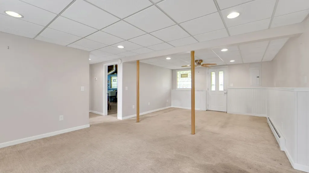 220 East Avenue, Sweden, New York 14420, Sweden, New York 14420, 2 Bedrooms Bedrooms, 7 Rooms Rooms,2 BathroomsBathrooms,Residential,Closed,220 East Avenue, Sweden, New York 14420,0,R1624485