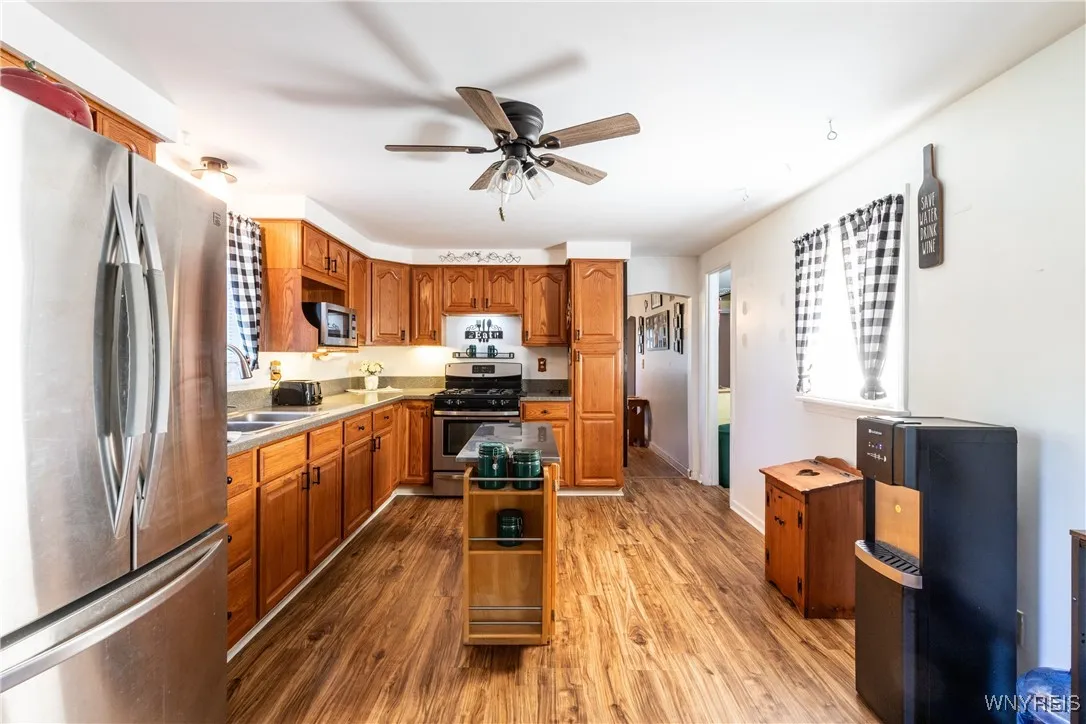 12561 Clarence Center Road, Newstead, New York 140, Newstead, New York 14001, 2 Bedrooms Bedrooms, 7 Rooms Rooms,1 BathroomBathrooms,Residential,Closed,12561 Clarence Center Road, Newstead, New York 140,0,B1626623