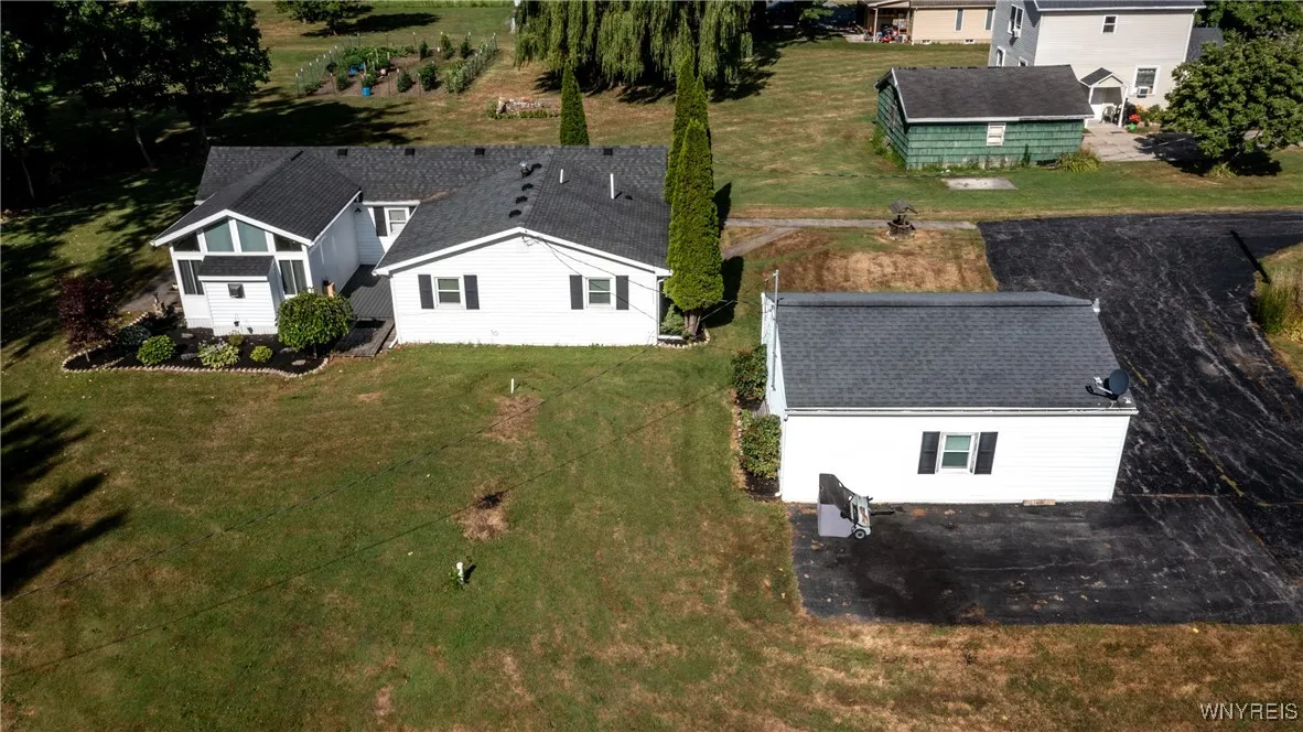 12561 Clarence Center Road, Newstead, New York 140, Newstead, New York 14001, 2 Bedrooms Bedrooms, 7 Rooms Rooms,1 BathroomBathrooms,Residential,Closed,12561 Clarence Center Road, Newstead, New York 140,0,B1626623