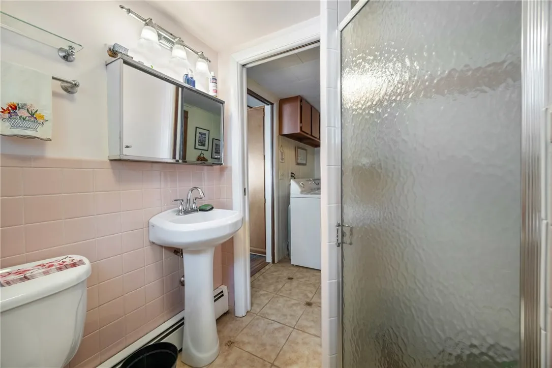 2221 Lake Road, Seneca Falls, New York 13148, Seneca Falls, New York 13148, 3 Bedrooms Bedrooms, 7 Rooms Rooms,2 BathroomsBathrooms,Residential,Closed,2221 Lake Road, Seneca Falls, New York 13148,0,R1628626