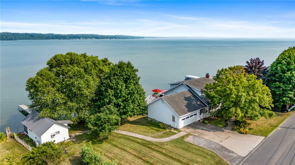 2221 Lake Road, Seneca Falls, New York 13148, Seneca Falls, New York 13148, 3 Bedrooms Bedrooms, 7 Rooms Rooms,2 BathroomsBathrooms,Residential,Closed,2221 Lake Road, Seneca Falls, New York 13148,0,R1628626