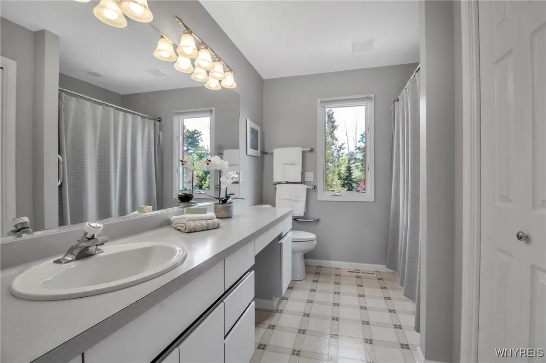 140 White Tail Run, Grand Island, New York 14072, Grand Island, New York 14072, 4 Bedrooms Bedrooms, 12 Rooms Rooms,3 BathroomsBathrooms,Residential,Closed,140 White Tail Run, Grand Island, New York 14072,0,B1628643