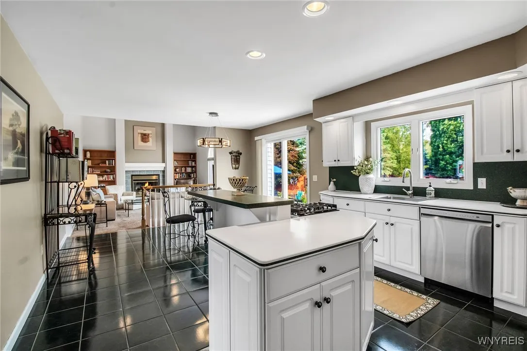 140 White Tail Run, Grand Island, New York 14072, Grand Island, New York 14072, 4 Bedrooms Bedrooms, 12 Rooms Rooms,3 BathroomsBathrooms,Residential,Closed,140 White Tail Run, Grand Island, New York 14072,0,B1628643