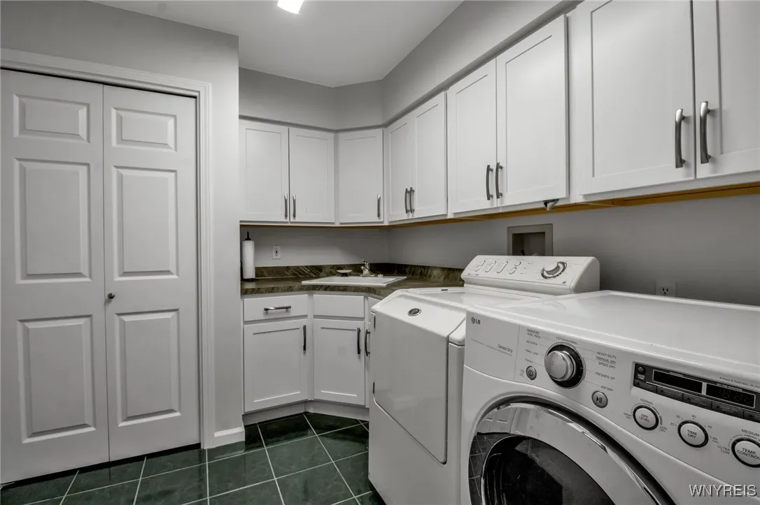 140 White Tail Run, Grand Island, New York 14072, Grand Island, New York 14072, 4 Bedrooms Bedrooms, 12 Rooms Rooms,3 BathroomsBathrooms,Residential,Closed,140 White Tail Run, Grand Island, New York 14072,0,B1628643