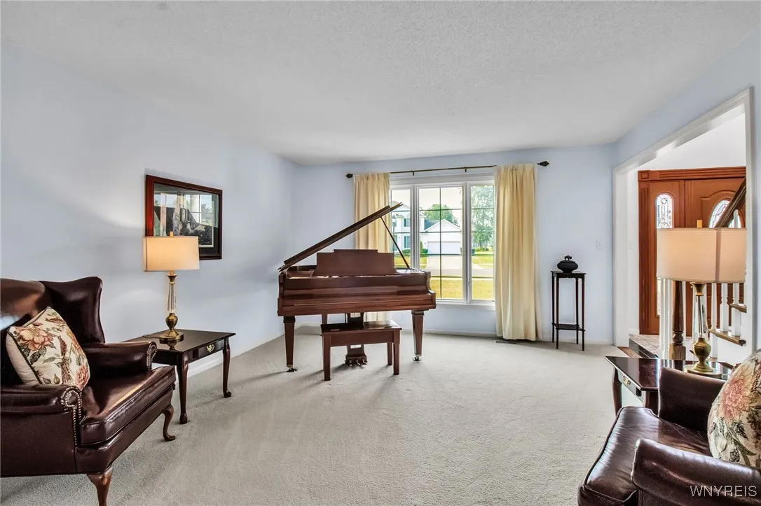 140 White Tail Run, Grand Island, New York 14072, Grand Island, New York 14072, 4 Bedrooms Bedrooms, 12 Rooms Rooms,3 BathroomsBathrooms,Residential,Closed,140 White Tail Run, Grand Island, New York 14072,0,B1628643