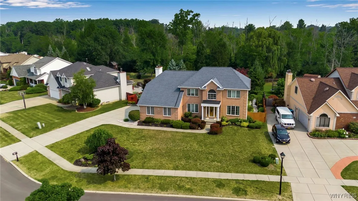 140 White Tail Run, Grand Island, New York 14072, Grand Island, New York 14072, 4 Bedrooms Bedrooms, 12 Rooms Rooms,3 BathroomsBathrooms,Residential,Closed,140 White Tail Run, Grand Island, New York 14072,0,B1628643