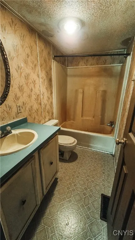 33 Floyd Drive, West Monroe, New York 13167, West Monroe, New York 13167, 3 Bedrooms Bedrooms, 7 Rooms Rooms,2 BathroomsBathrooms,Residential,Closed,33 Floyd Drive, West Monroe, New York 13167,0,S1628509