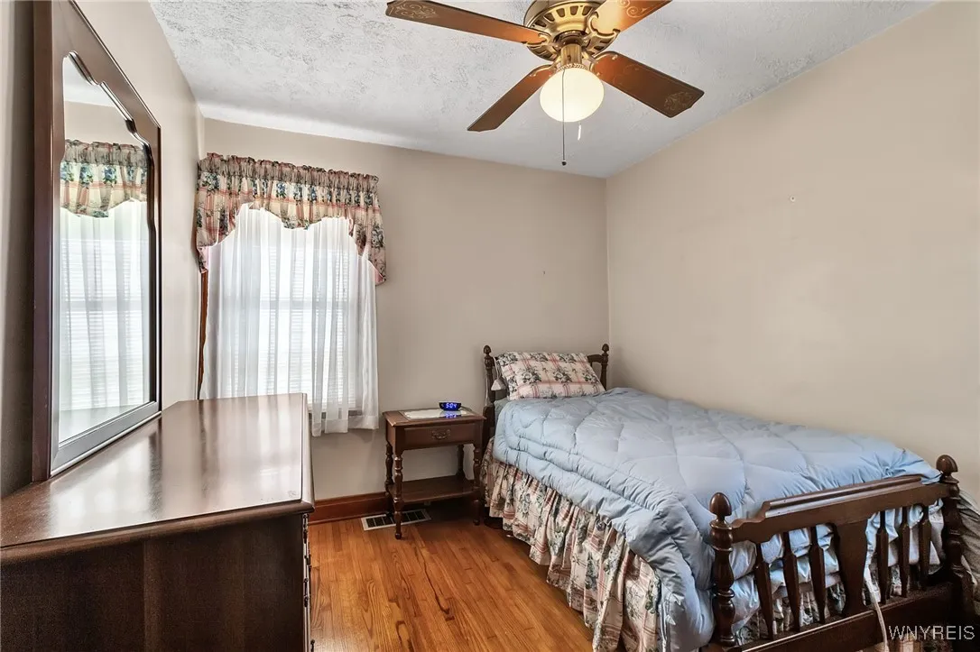 120 Victoria Boulevard, Tonawanda, New York 14217, Tonawanda, New York 14217, 4 Bedrooms Bedrooms, ,2 BathroomsBathrooms,Residential,For Sale,120 Victoria Boulevard, Tonawanda, New York 14217,B1628698
