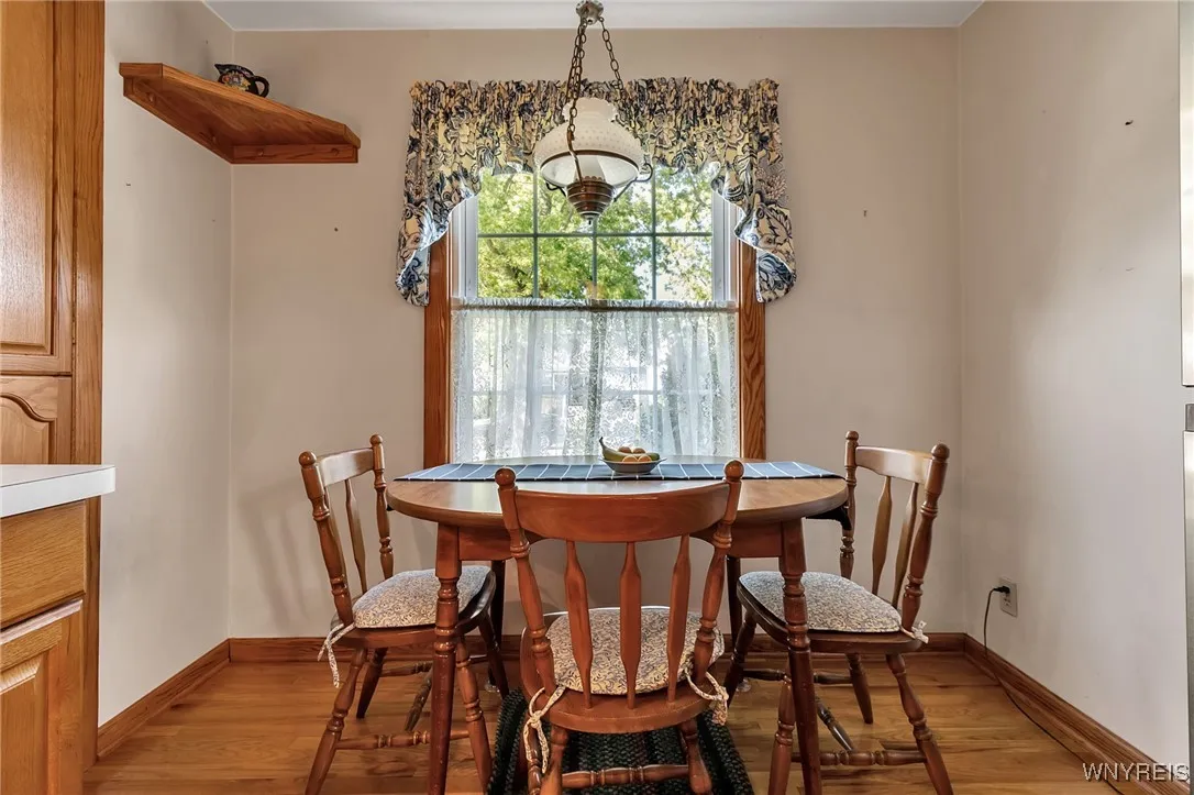 120 Victoria Boulevard, Tonawanda, New York 14217, Tonawanda, New York 14217, 4 Bedrooms Bedrooms, ,2 BathroomsBathrooms,Residential,For Sale,120 Victoria Boulevard, Tonawanda, New York 14217,B1628698